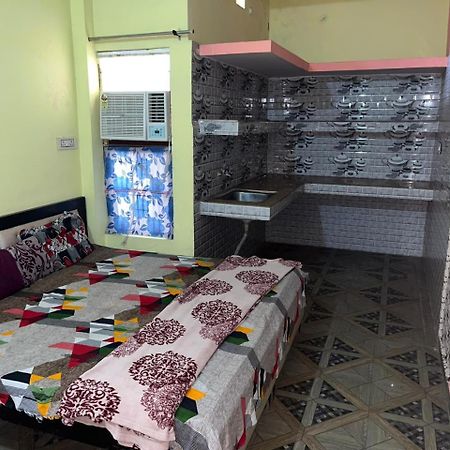 Balaji Homestay Mathura In Vrindavan 외부 사진