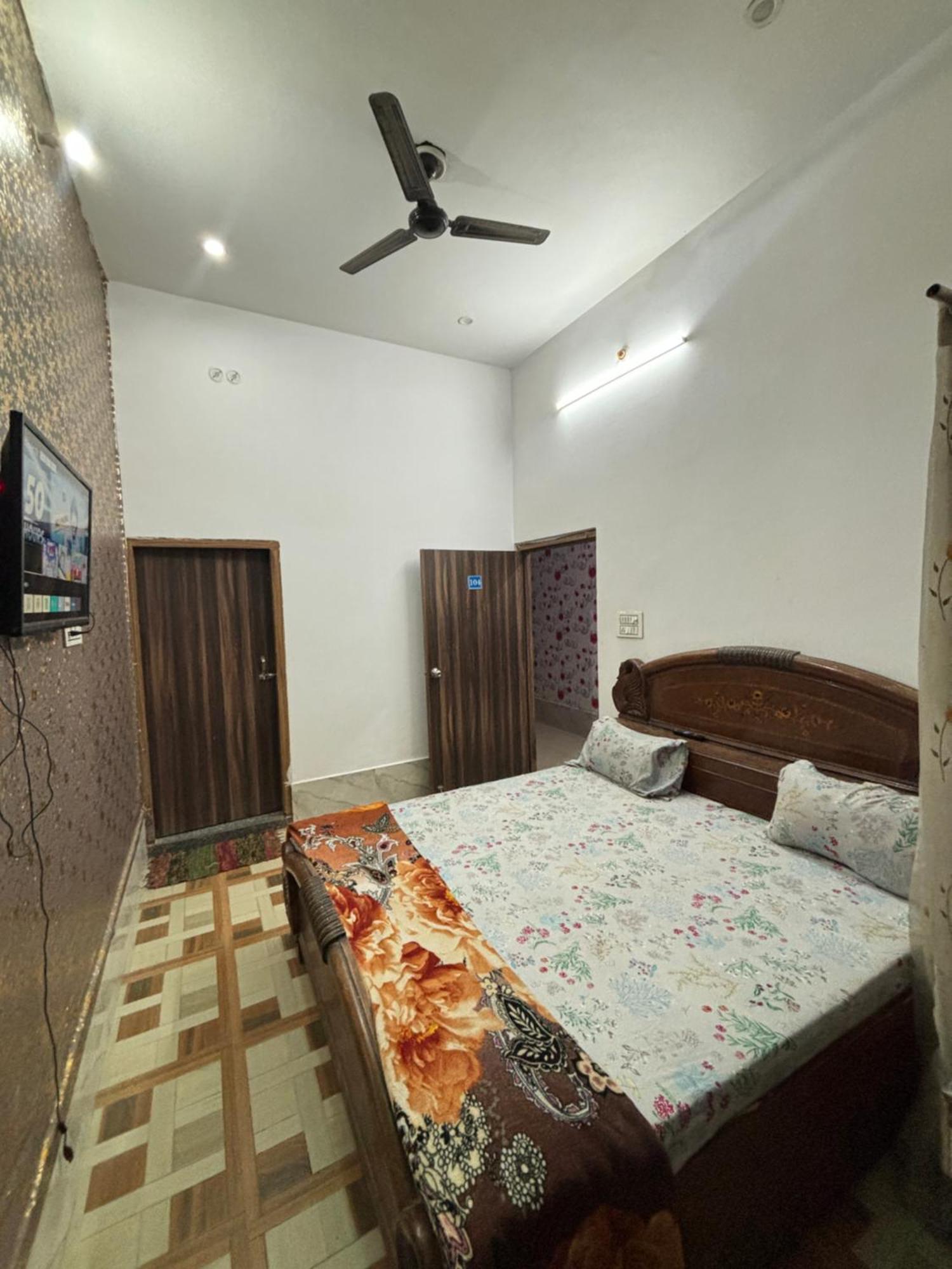 Balaji Homestay Mathura In Vrindavan 외부 사진